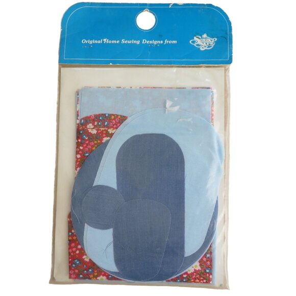 Vintage Stuffable Toy Truck Plush Home Craft Kit Precut Fabric 21" L X 11" H NEW - Picture 4 of 10